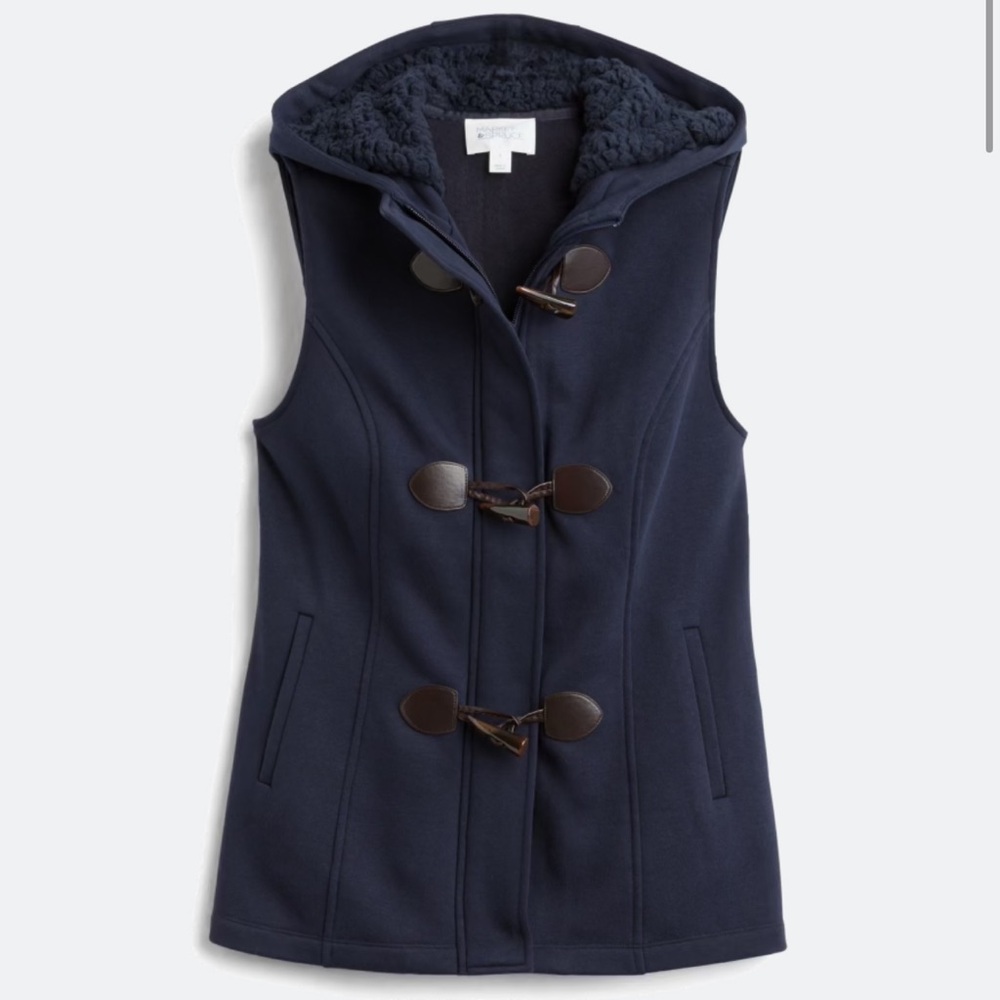 MARKET & SPRUCE Emory Toggle Fleece Vest